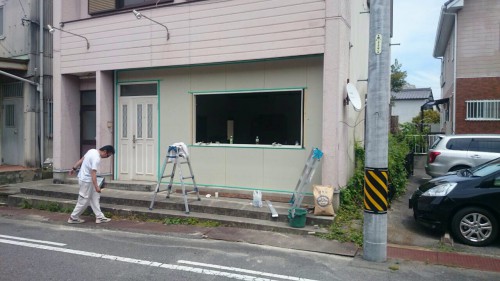 岡崎市　店舗リフォーム　内装工事　トイレ改修　幼児用洗面台